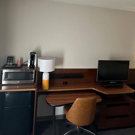 Comfort Inn & Suites Akron South Экстерьер фото