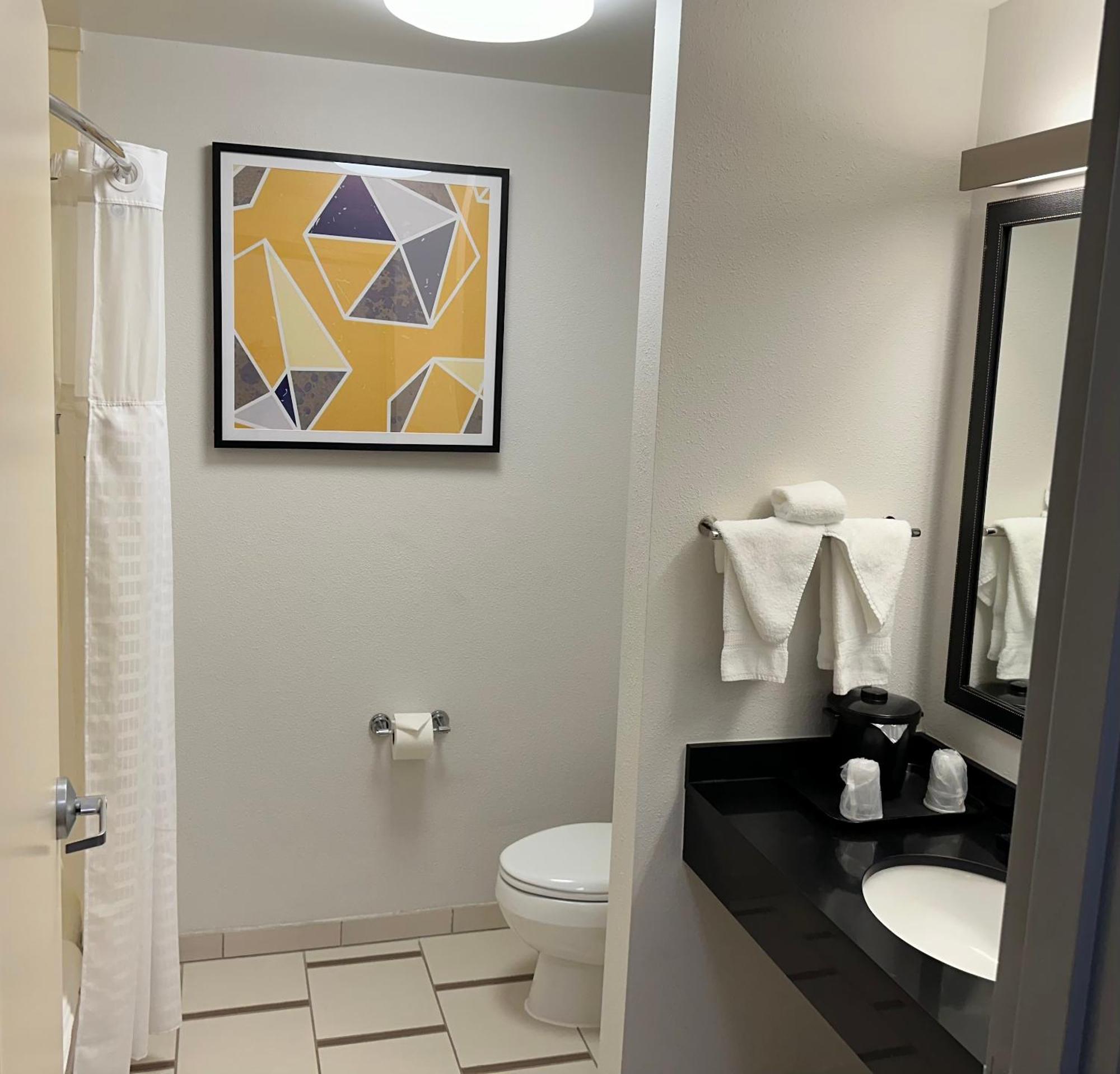 Comfort Inn & Suites Akron South Экстерьер фото
