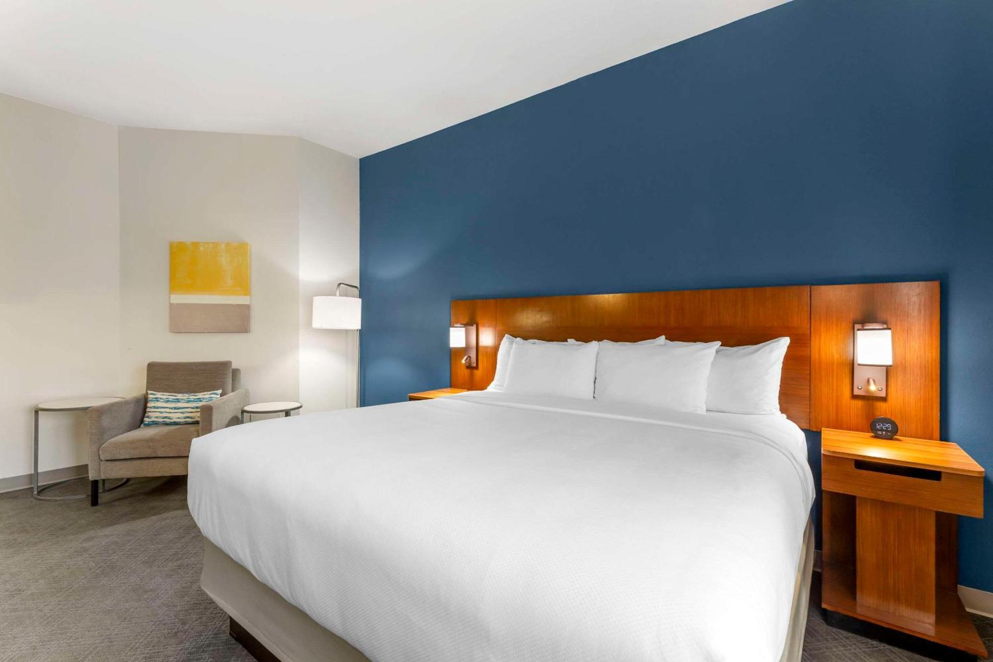 Comfort Inn & Suites Akron South Экстерьер фото