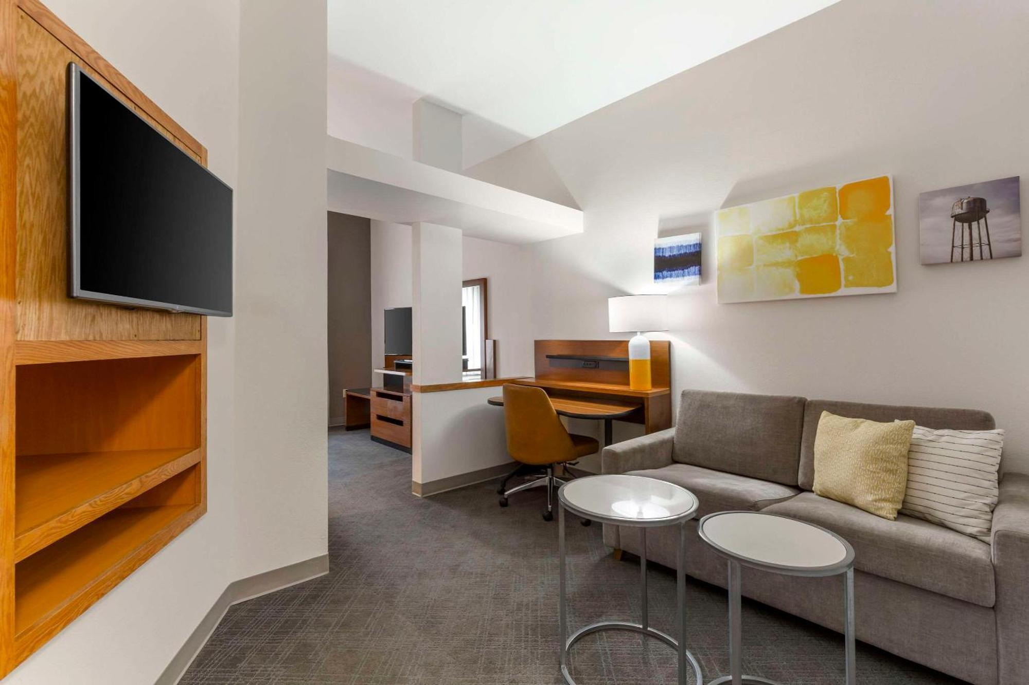 Comfort Inn & Suites Akron South Экстерьер фото