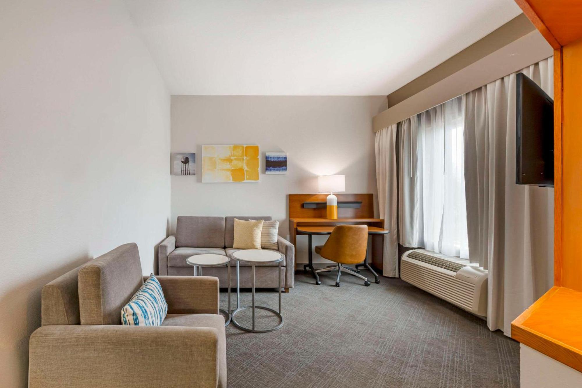 Comfort Inn & Suites Akron South Экстерьер фото