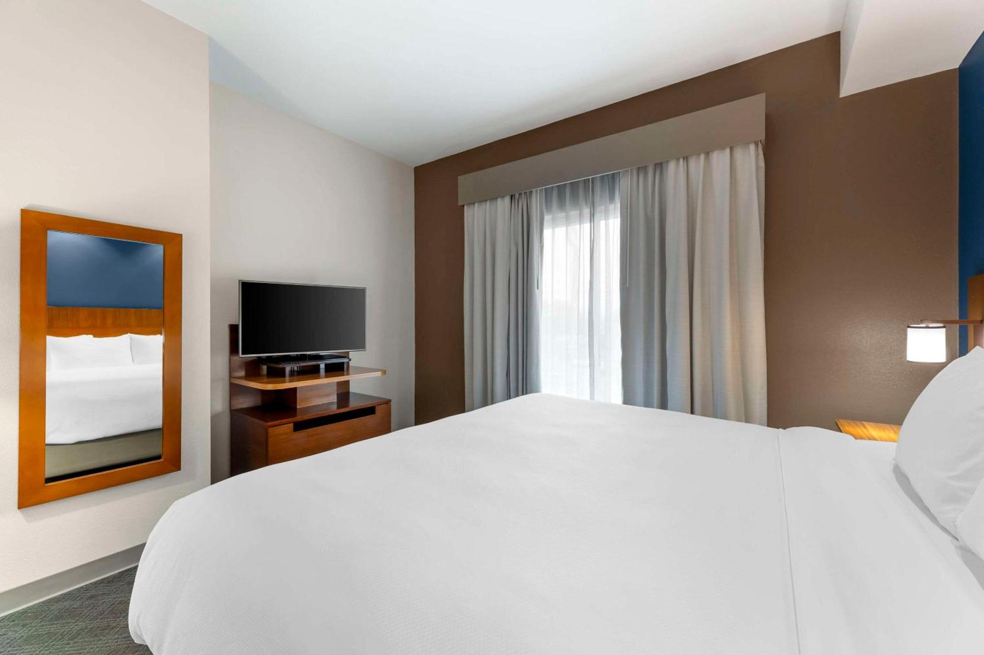 Comfort Inn & Suites Akron South Экстерьер фото