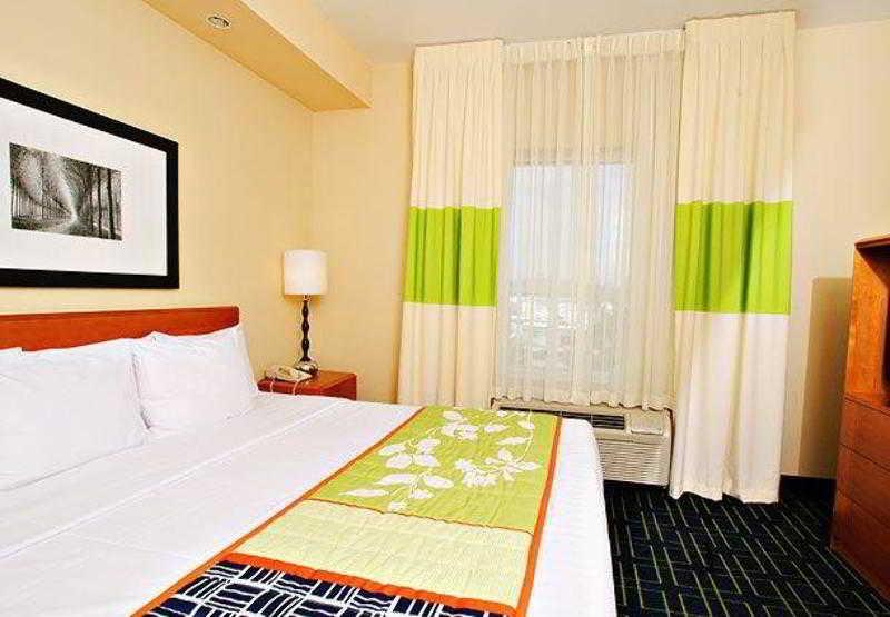 Comfort Inn & Suites Akron South Номер фото
