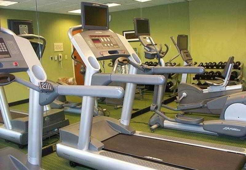 Comfort Inn & Suites Akron South Удобства фото